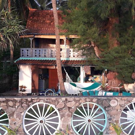 Kai'S Beach House Villa Гілі-Аїр Екстер'єр фото