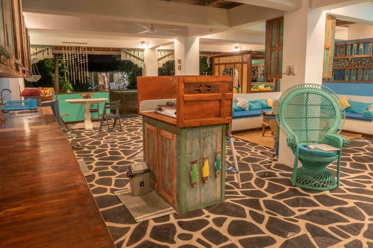 Kai'S Beach House Villa Гілі-Аїр Екстер'єр фото